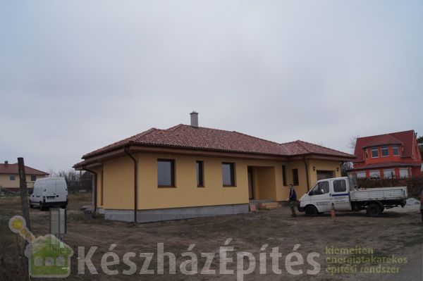 Photo of Könnyűszerkezetes ház külső befejezése 6-11. hét